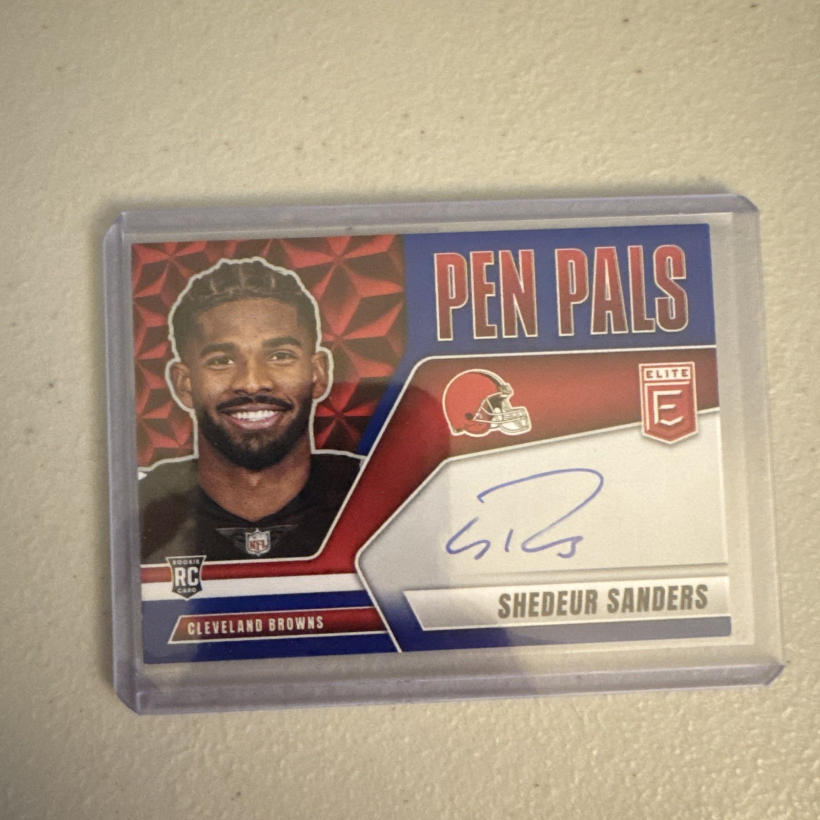 2025 Donruss Elite Pen Pals Shedeur Sanders On Card Auto Blue SSP