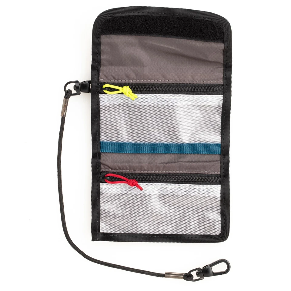 Tenba Tools Reload Universal SD12+CF8 Tarjeta Billetera, Negra Foto 4 de 4