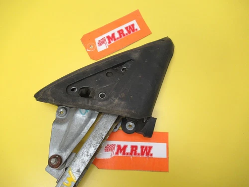 DOOR MIRROR MOUNT BRACKET DOOR GLASS SEAL DRIVER SIDE LH 98-03 ESCORT ZX2 COUPE