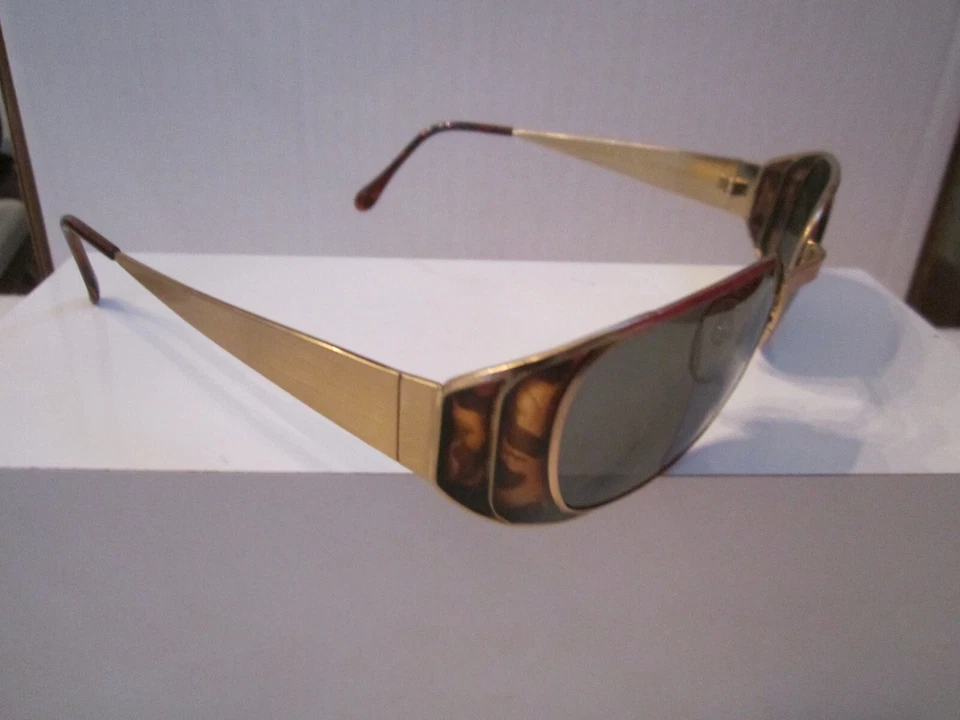 CHRISTIAN ROTH SUNGLASSES - SERIES 7201 02 - MADE IN ITALY - Image 3 of 4