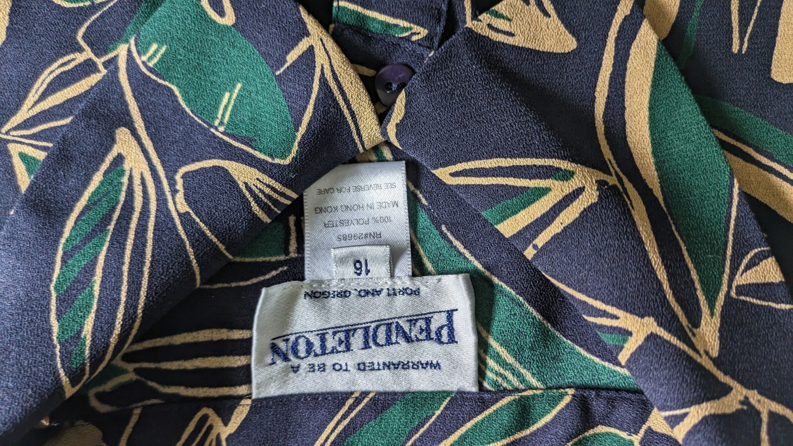 Women's size 16 Pendleton Leaf Design Button Up w… - image 11