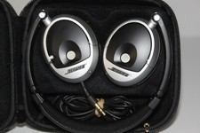 Bose on-ear Headphone w/ cord and case missing earpads 