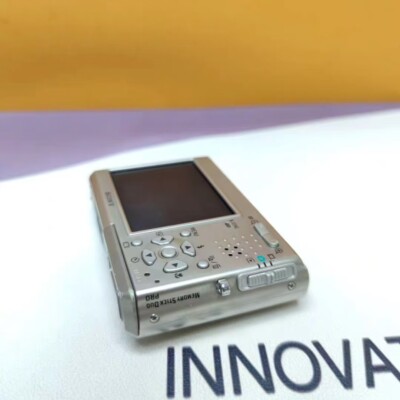 Sony Cyber-shot DSC-T1 5.0MP 3x Optical Zoom CCD Digital Camera