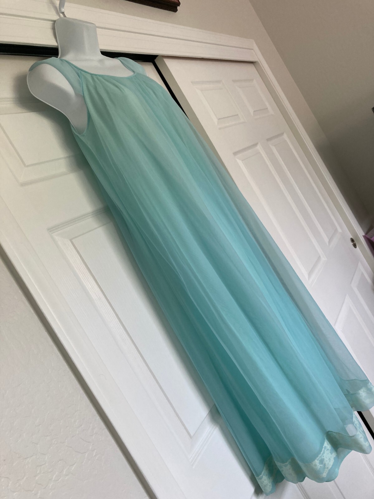 Picture 5 of 12