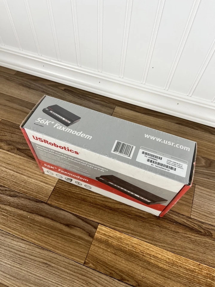 FACTORY SEALED US Robotics 56K Modem/ Fax/ USR5686E NOS - Image 3 of 4