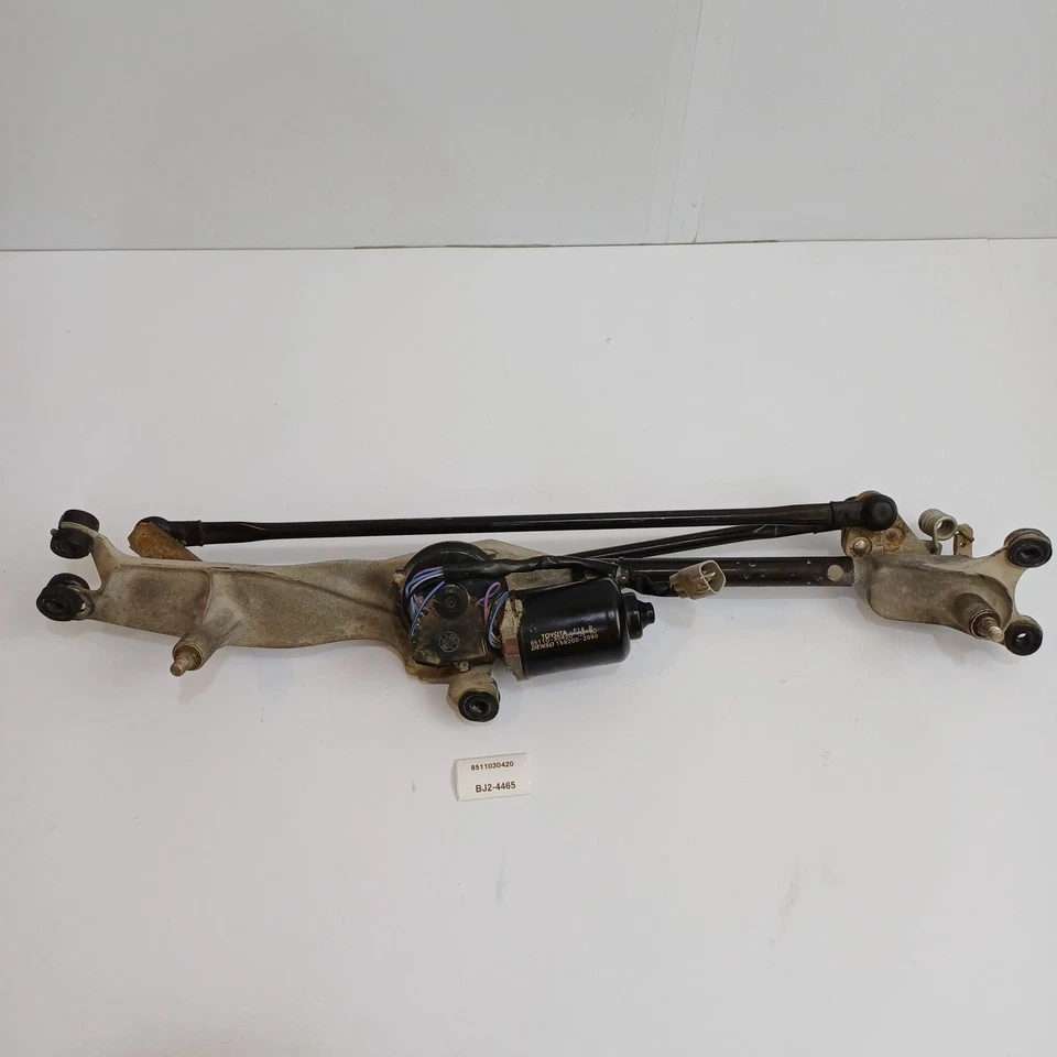 Мотор стеклоочистителя ветрового стекла 1998-2005 Lexus GS400 8511030420 - Изображение 2 из 4