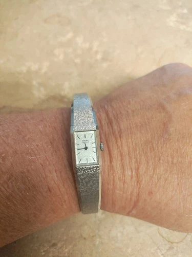 Vintage Seiko Watch Women 2E20-5029 12mm Silver Tone New Battery 6" 80s