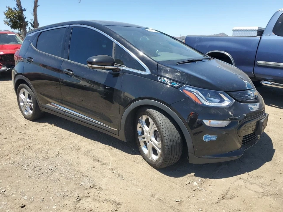 DRIVER KNEE AIR BAG 2017-2023 CHEVROLET BOLT Foto 4 de 4