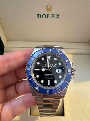 18 k WG Rolex Submariner Black Dial Blue Bazel Oyster Bracelet