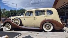 1936 Packard 1400