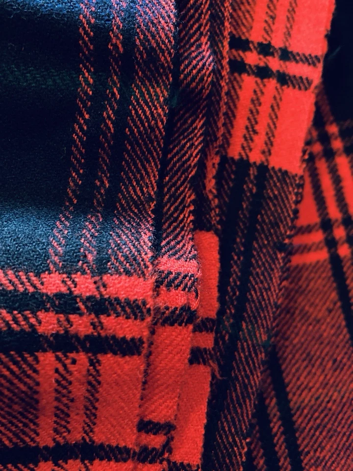 MacLachlan Tartan 100% Wool Fabric 1.75Y x 54" Width Red Navy Blue Green - Image 3 of 4