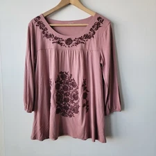 Garnet Hill top Womens size M Folkloric Embroidered Knit