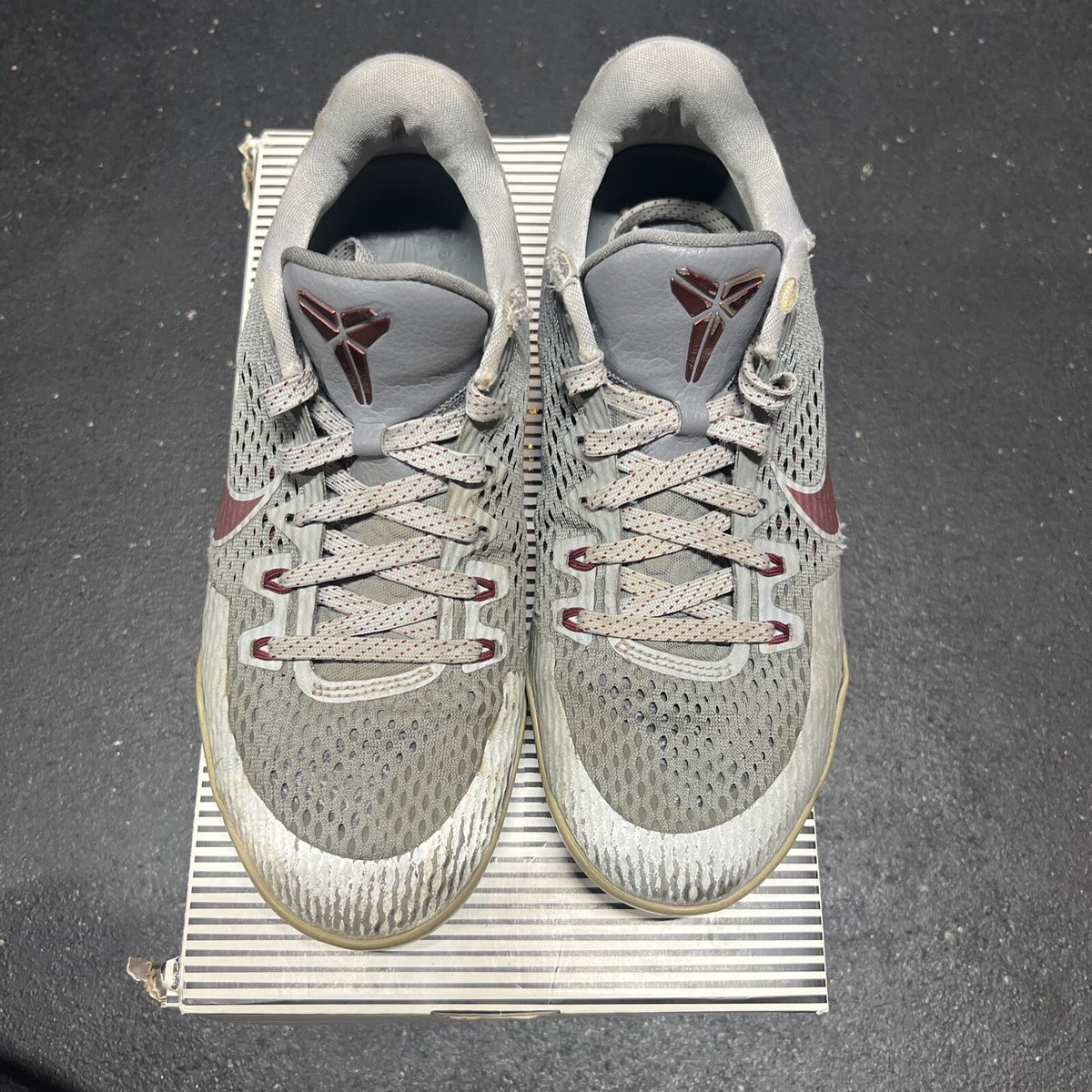 Nike Kobe 11 XI Low Lower Merion Aces Grey Mens Size 8 With  display picture 2