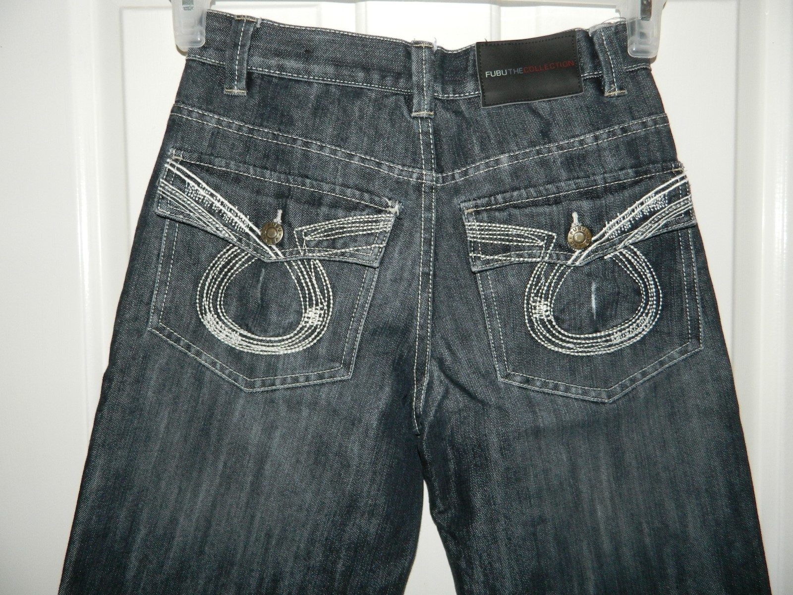 Picture 1 of 4