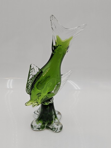 14.5 Inch Green Hand Blown Glass Fish Big Lips Hollow Inside Clear Base Heavy - Picture 7 of 9