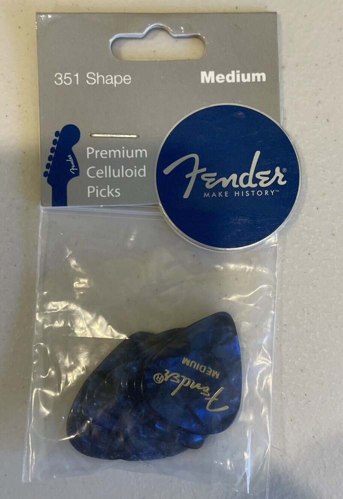 Fender 351 Shape  Premium Celluloid Guitar Medium Picks, Blue 12-Pack