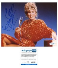 Judith Light "Who's the Boss?" AUTOGRAPH Signed 'Angela Bower' 8x10 Photo D ACOA Judith Light "Who's the Boss?" AUTOGRAPH Signed 'Angela Bower' 8x10 Photo D ACOA