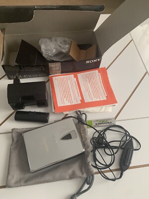 Walkman Sony EX2-HGX – Lecteur Cassettes Argenté – Occasion Fonctionnel