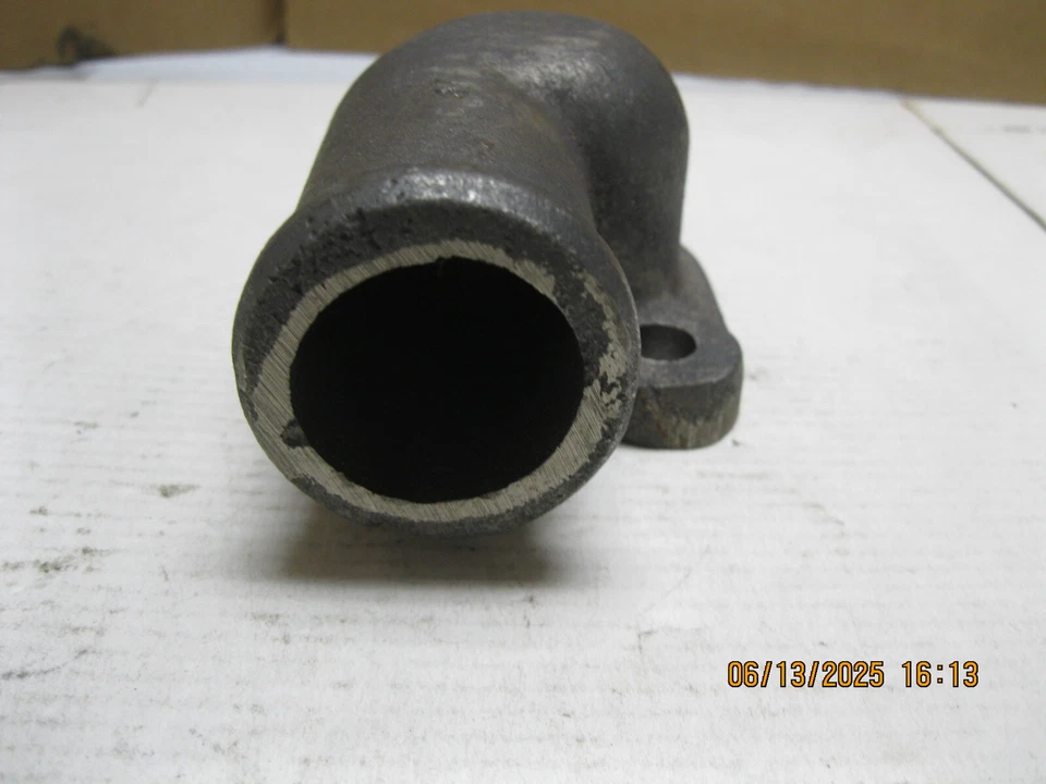 Engine Coolant Water Outlet 4 Seasons 84837 Foto 3 de 4
