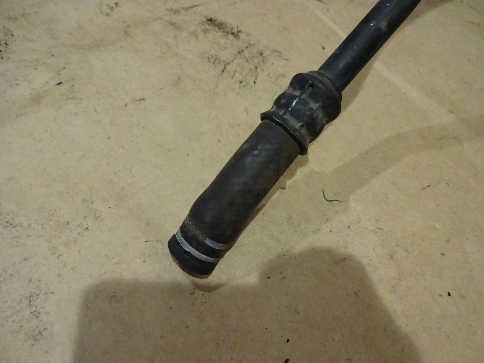 Maserati  Quattroporte 05-06 Head Connecting Breather Pipe  P/N 227573