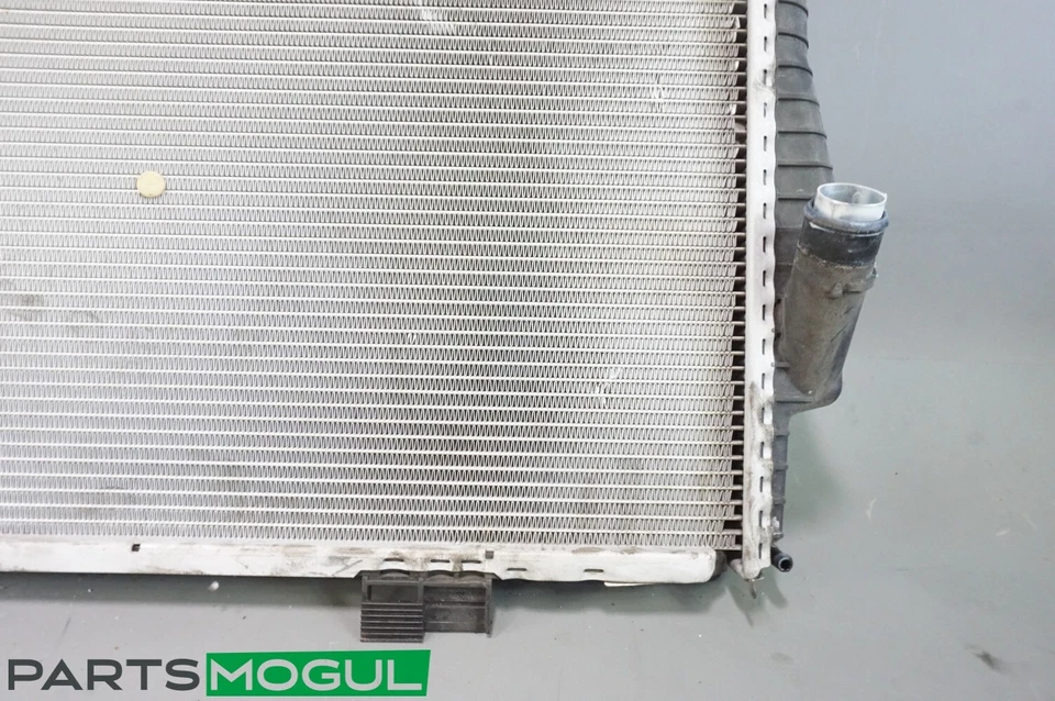 Оригинальная охлаждающая жидкость для радиатора Mercedes Benz класса SLK R170 SLK230 1997-2004 годов выпуска - Изображение 2 из 4