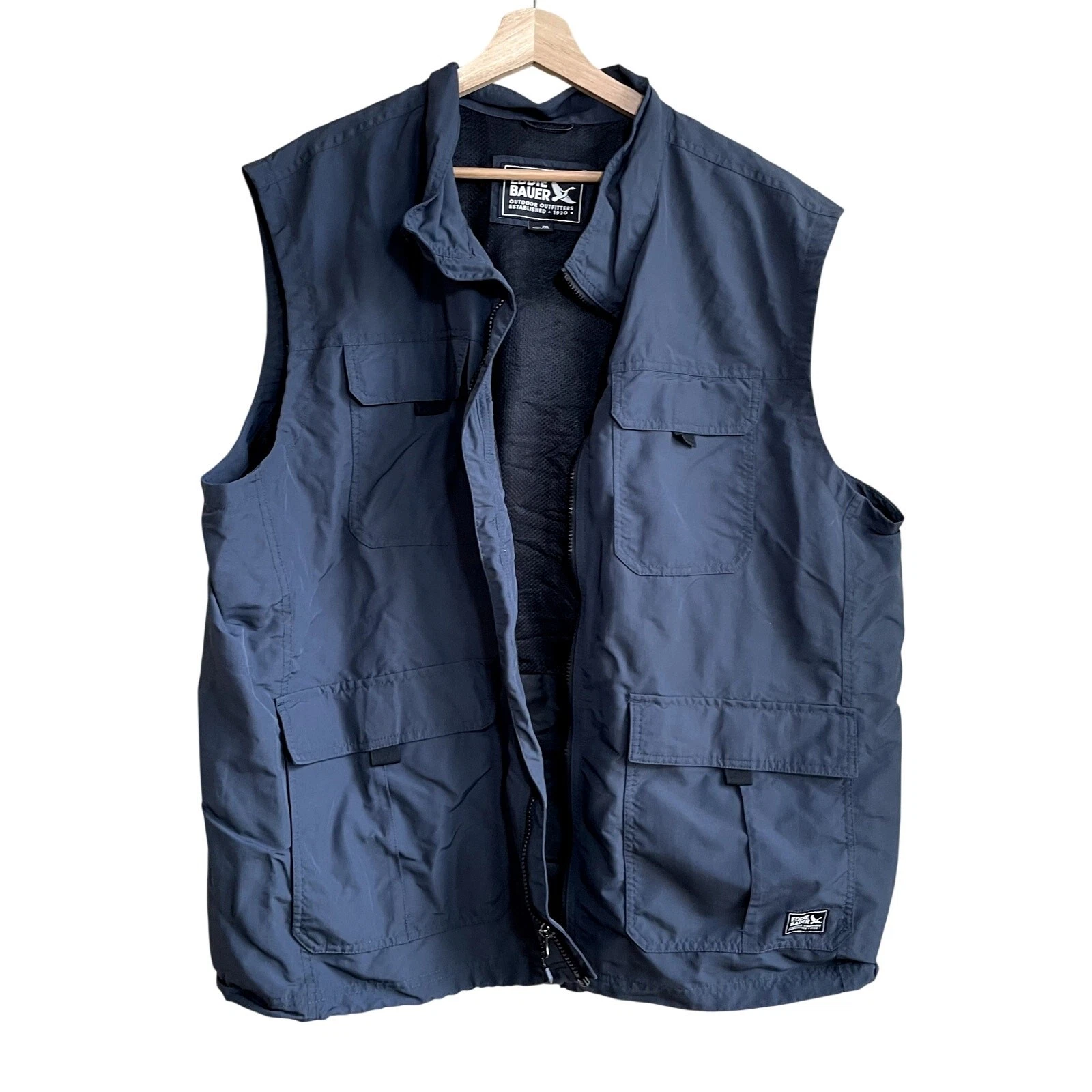 Eddie Bauer gray fishing vest pockets men's size 2XL outdoors nylon waterproof