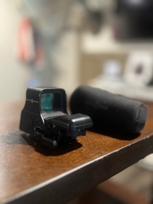 Sightmark Ultra Shot QD Red Dot Reflex Sight w/ Cover   Works Great