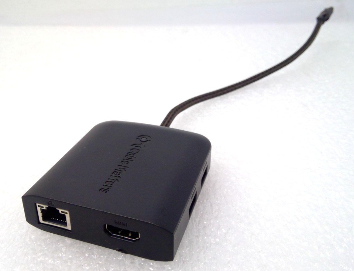 Cable Matters USB C Multiport Adapter HDMI 8K HDMI, 2x USB ,