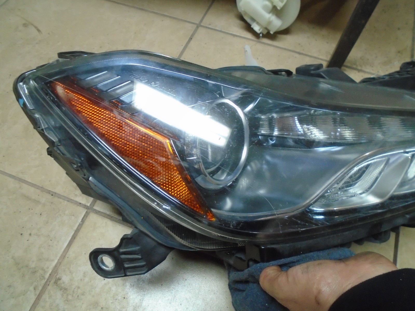 MASERATI GHIBLI HEADLIGHT RIGHT 2014 2015 2016 2017 LED BI-XENON 670005473 OEM
