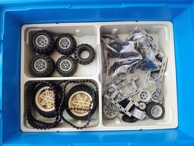 LEGO Mindstorms Education 9797 Base & 9695 Expansion Sets