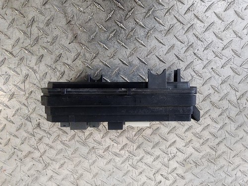 2008-2011 Cadillac DTS Buick Lucerne Engine Fuse Box Block TESTED OEM 20838678