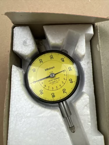 Mitutoyo 2048-11 Jeweled Dial Indicator 0.01-10mm Range With Box