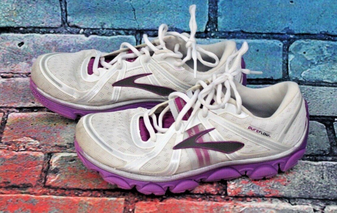 Transcend Womens Jyothinivasaluva Brooks Transcend Red Brooks