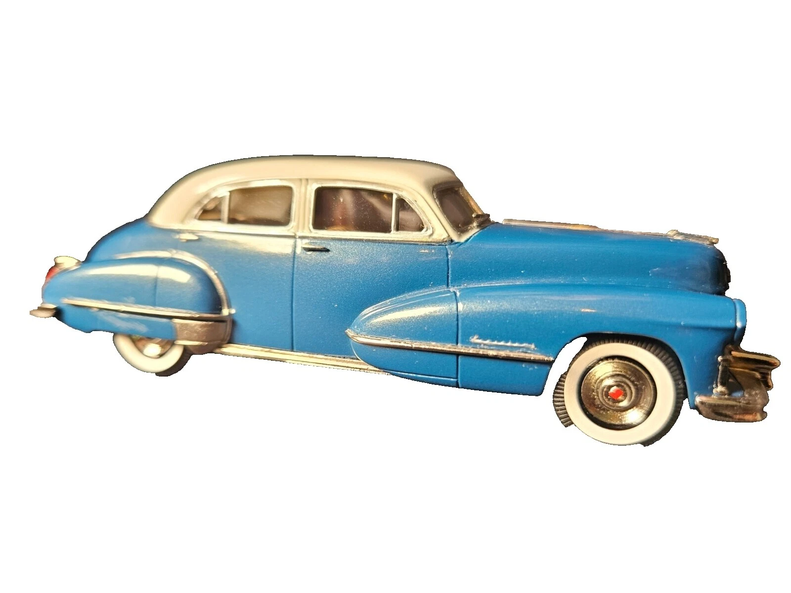 Литые и игрушечные автомобили Brooklin Cadillac