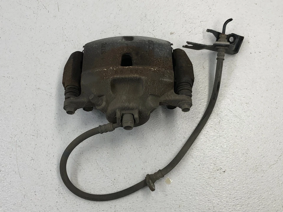 Pinza de freno delantera izquierda Honda Insight 2019-2022 1480 OEM Foto 2 de 4