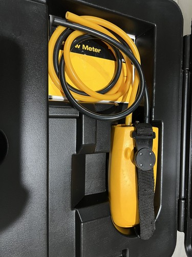 Fluke 922/KIT Airflow Meter - Picture 3 of 3