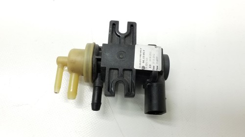 Volkswagen PASSAT 3G 2014- Magnetventil Magnetumschaltventil 04L131051F