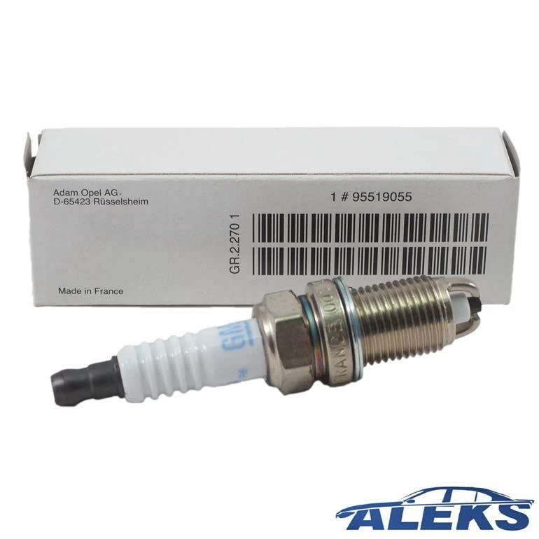 4 candele originali Opel GM Corsa B C Omega Vectra B Zafira 1214117 95519055 - Immagine 2 di 4