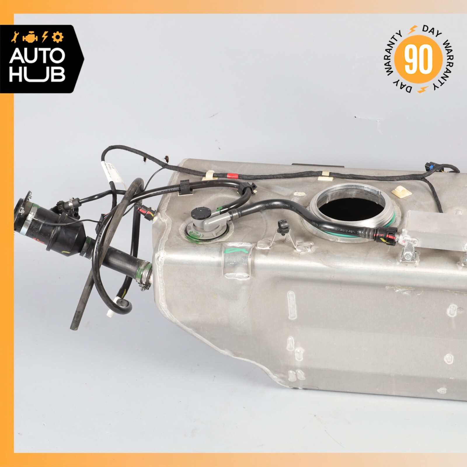 08-18 Maserati GranTurismo M145 Gas Fuel Tank Reservoir Assembly 224450 OEM