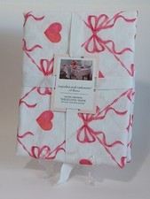 Cupcakes Cashmere Tablecloth 60x84 Pink Hearts Bows, Valentine's, New