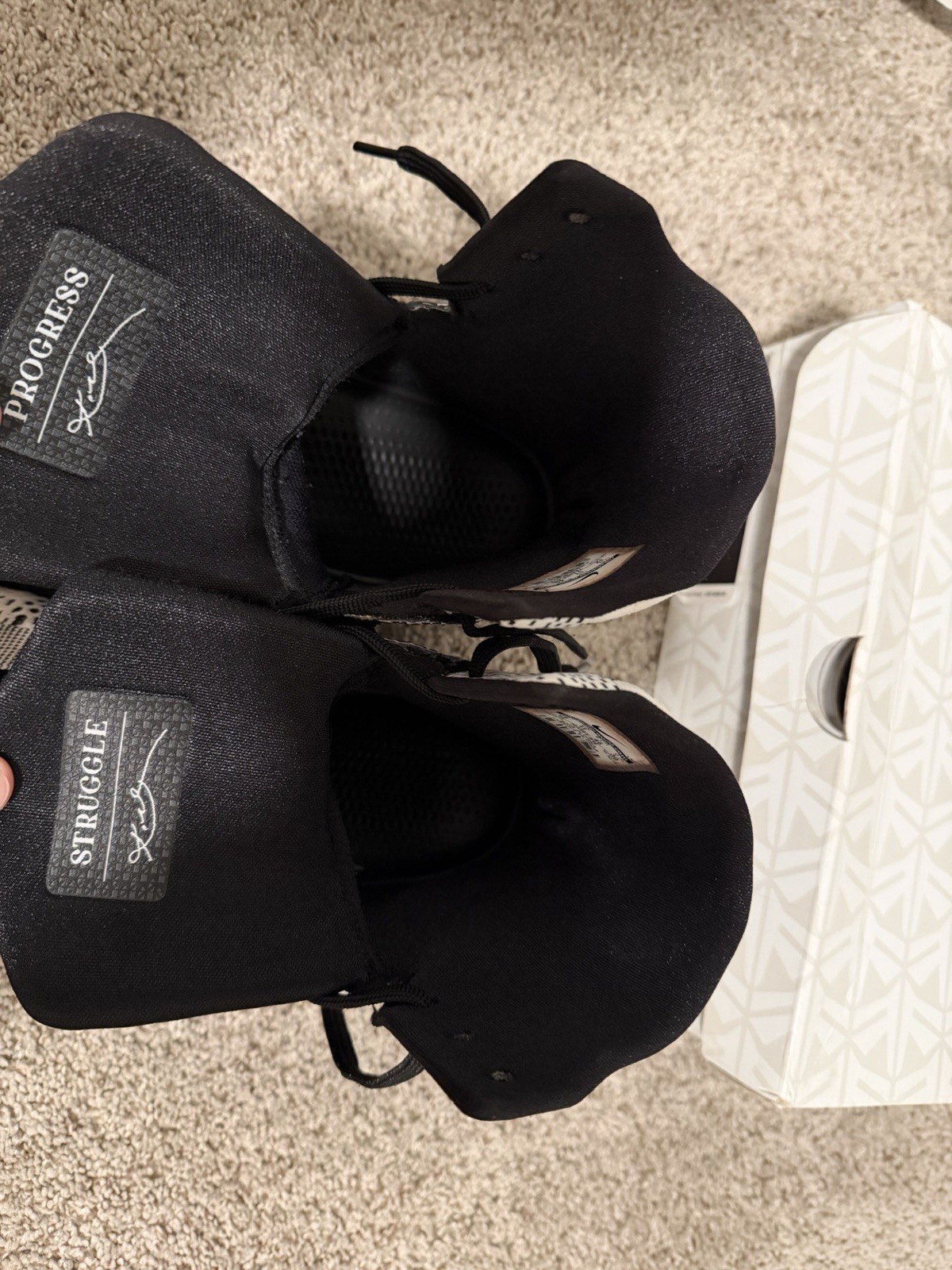 Size 12 - Nike Kobe 9 Elite Black History Month thumbnail 4