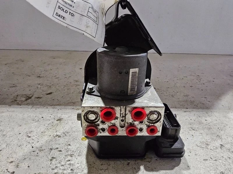 2014-2015 Dodge Durango Anti-Lock Brake Pump Assembly w/o adaptive cruise OEM Foto 3 de 4