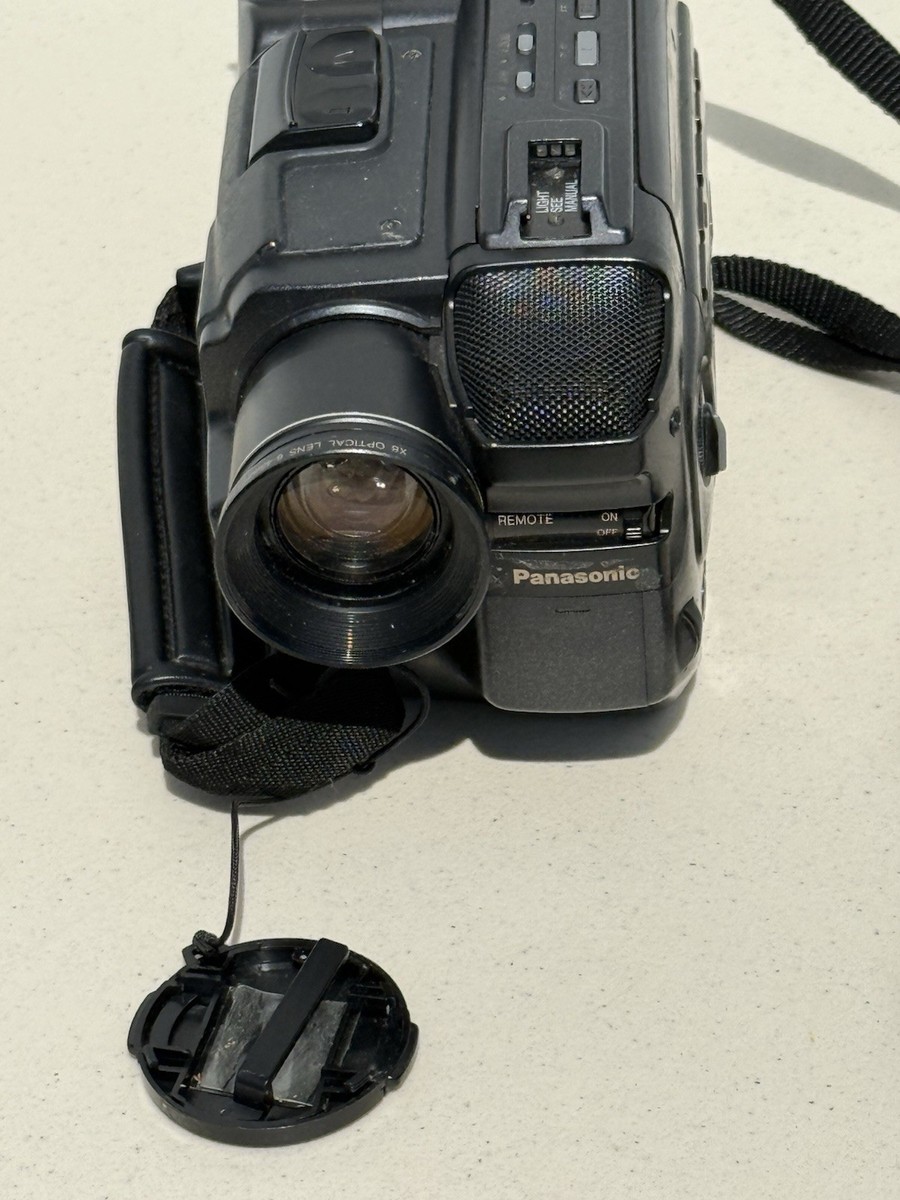Panasonic Palmcorder 1992 PV-32 Compact VHS-C Camcorder Movie