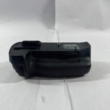 Nikon Multi Power Battery Pack MB-D14 Battery Grip / Multi-Power Battery Pack
