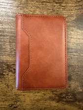 Leather Bifold MagSafe Wallet