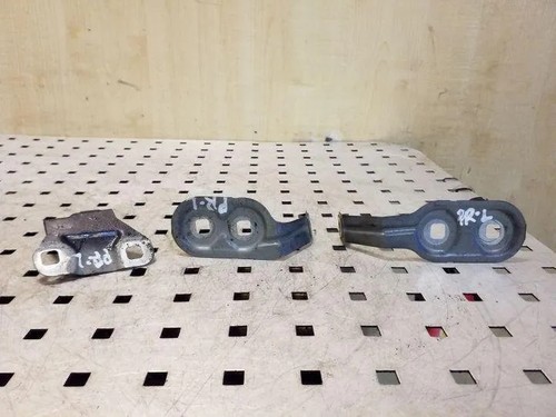 BMW 5 F10 Kotflügelhalter vorne links 2.00 Diesel 155kw 2012 26131726