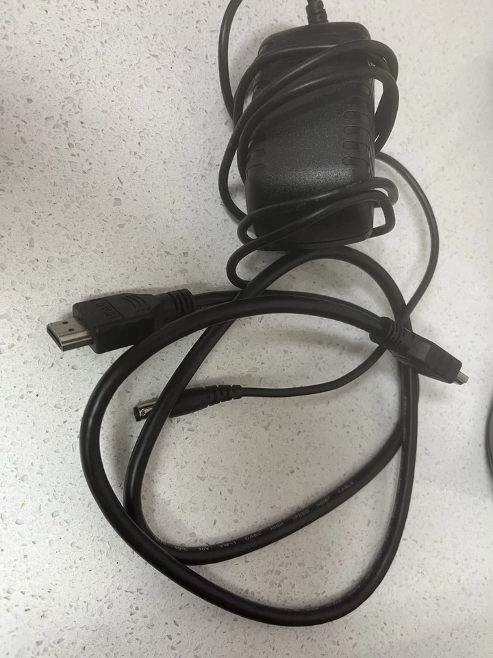 Консоль Ouya издание Kickstarter с дополнительным контроллером - Изображение 2 из 4