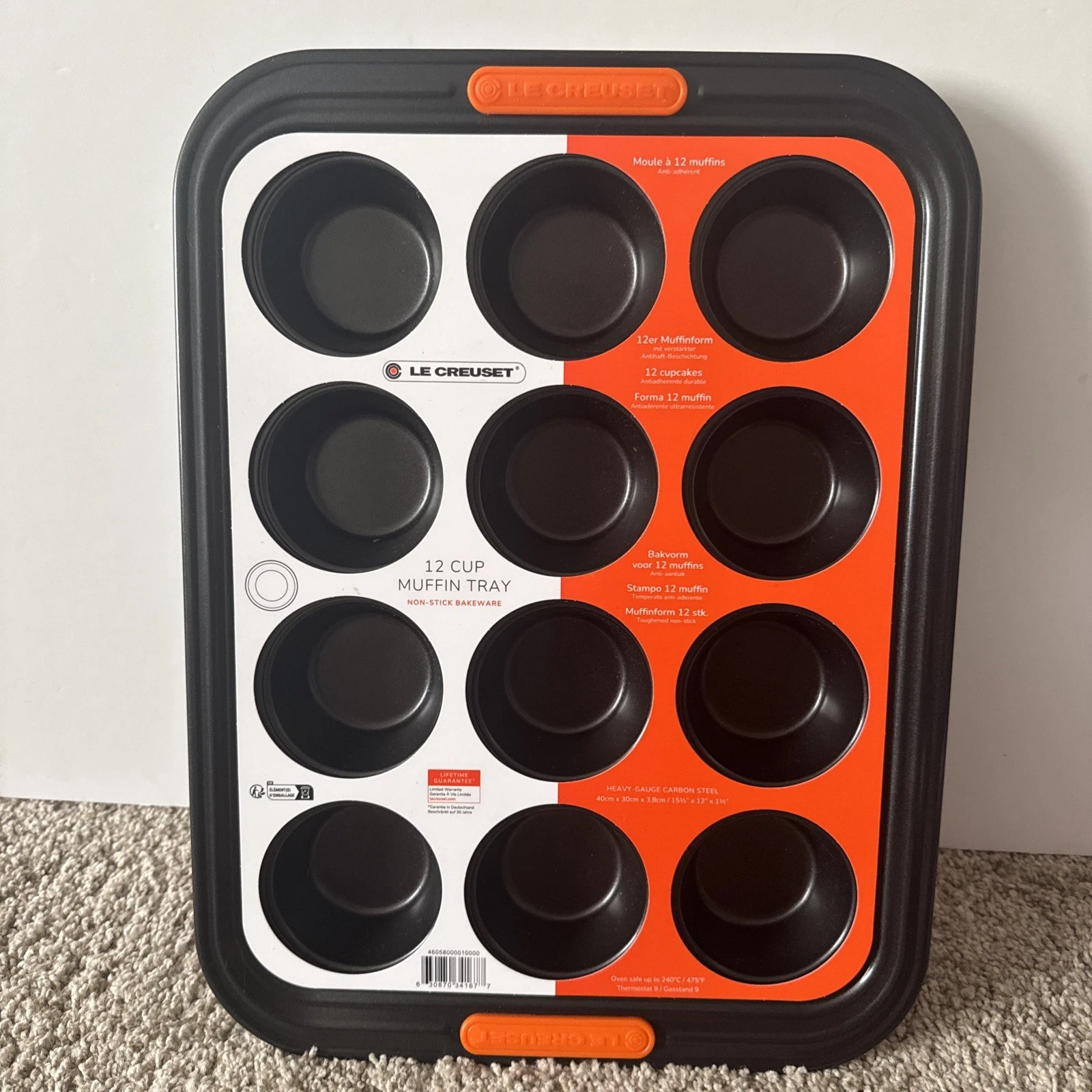 NEW Le Creuset Muffin Tray 12 Cup Non-Stick Carbon Steel Bakeware Black 30cm