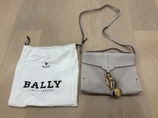Bally Women s Leather Crossbody Bag   Light G...
