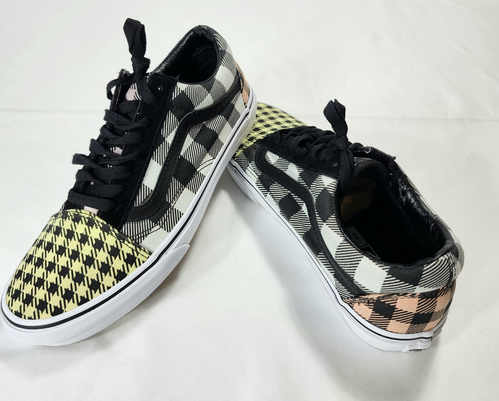 Vans Old School Buffalo Plaid Mixed Laces Up Casual Shoes 171454